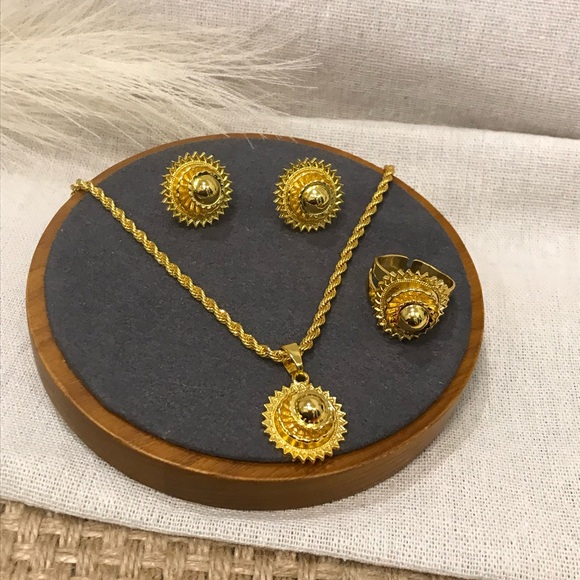 Gold Jewelry Set for Women, African Jewelry Set, Gold Necklace, Gold Earrings - Picture 8 of 9